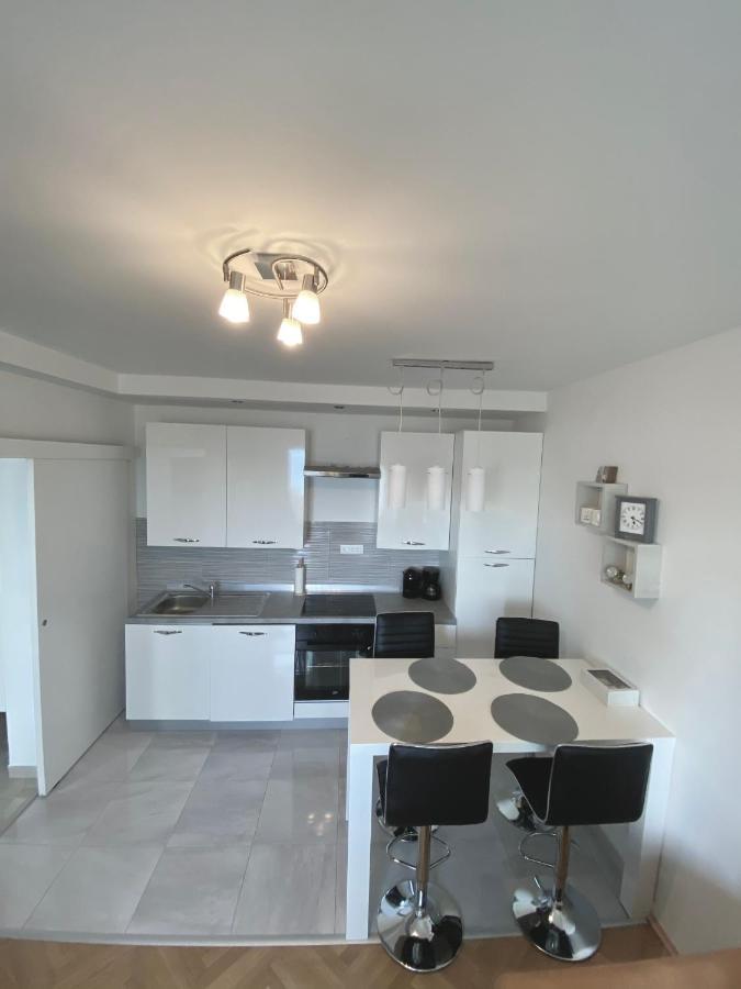 Apartment Lilly Rijeka Luaran gambar